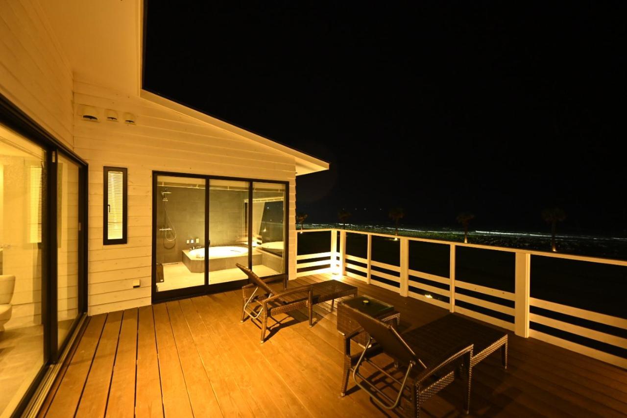 Zeus Beach Park Nishinoomote Exterior photo